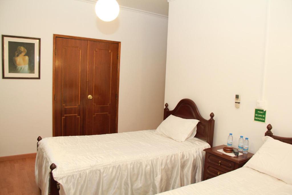 O Pelicano Alfaiates Phòng bức ảnh